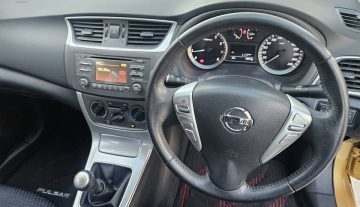 2013 Nisssan Pulsar STS turbo11.jpg